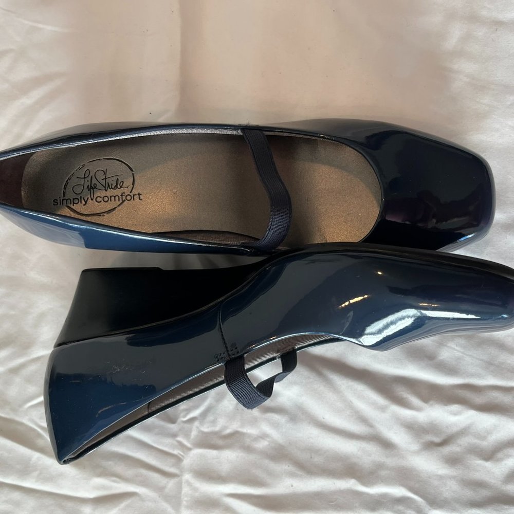 Life Stride Groovy Wedge Mary Jane, Navy sz 7